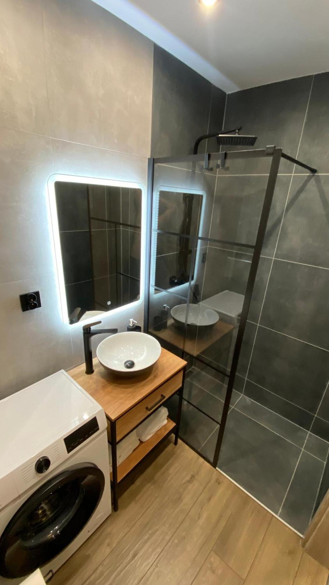 Apartament Centrum Zabrze Kültér fotó